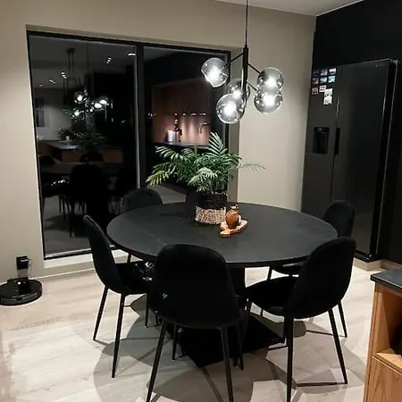 Nytt Moderne Hus Pa * Storsteinnes